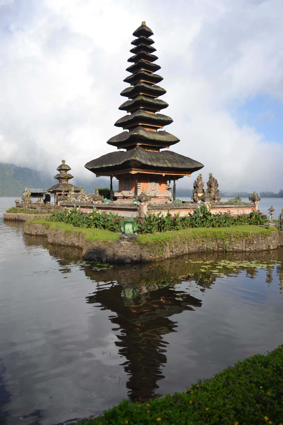 struttura classica dei templi a Bali